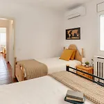 Uhe By Danlux Invest