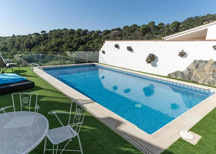 Uhe By Danlux Invest Feriehus Tossa de Mar